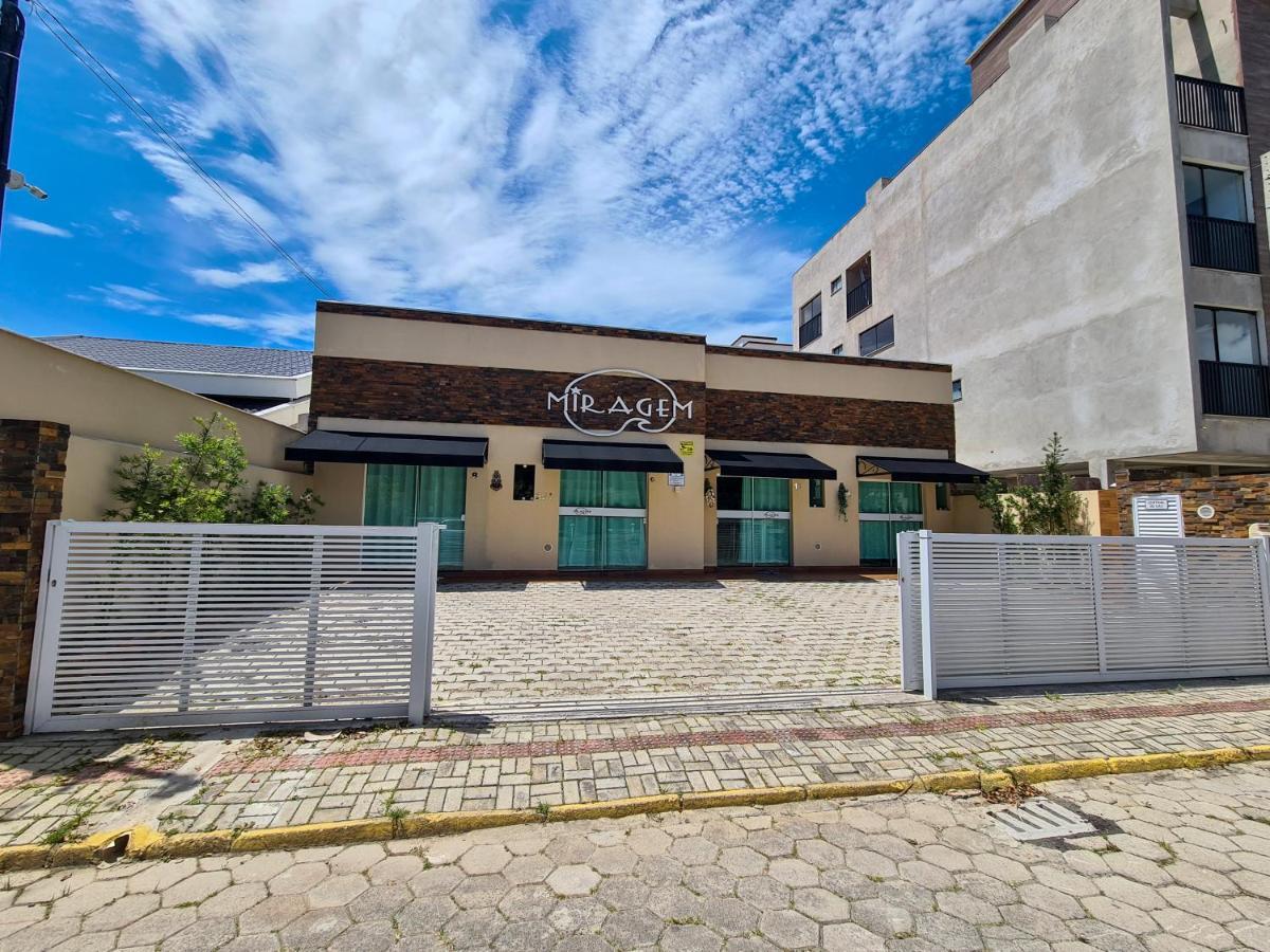 Miragem De Bombinhas Duo Apartment Ngoại thất bức ảnh